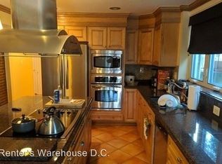8220 Clay Dr, Fort Washington, MD 20744