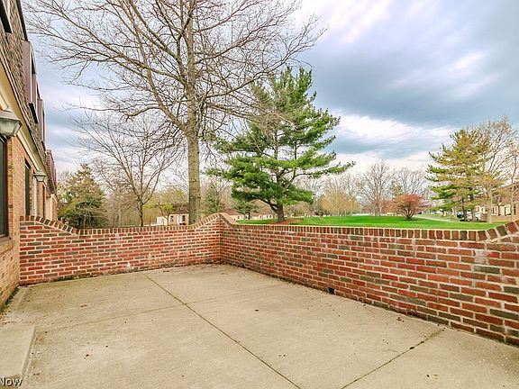3rd image of 1651 Mentor Ave APT 2605