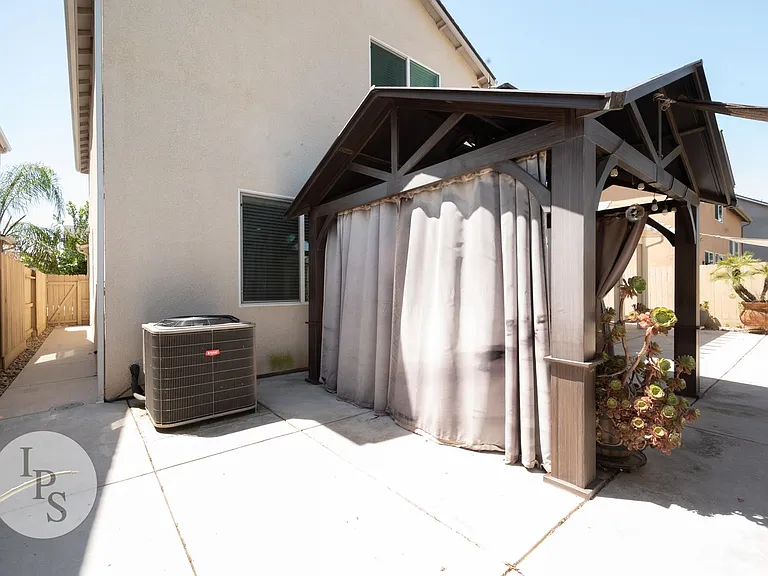 6414 W Norwich Ave — Photo 27