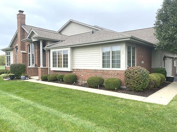 3rd image of 718 River Place Dr