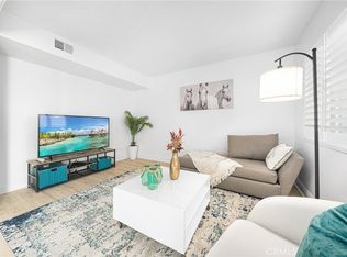 60 Willow Tree Ln, Irvine, CA 92612