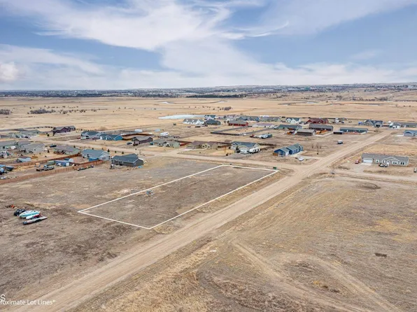 Nicholas Ave, Williston, ND 58801