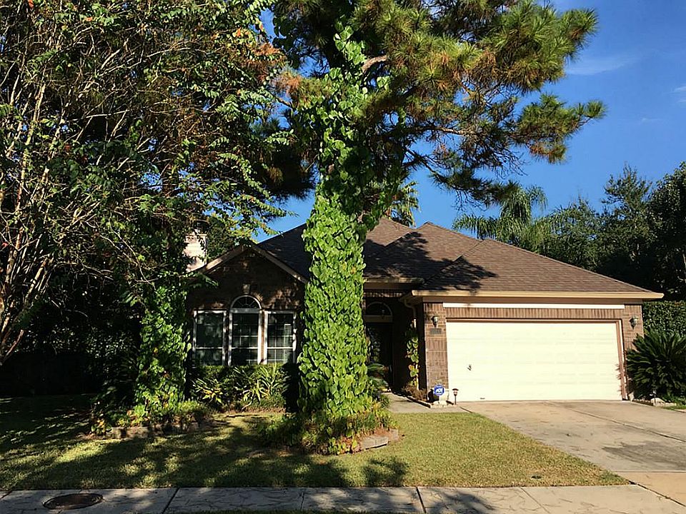1st image of 18202 Auburn Woods Dr