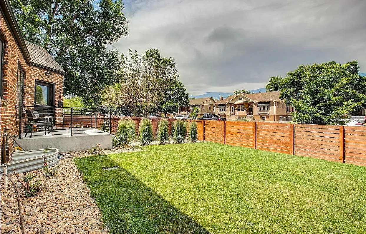 4 bed, 2500 sqft, $4,500 — Photo 3