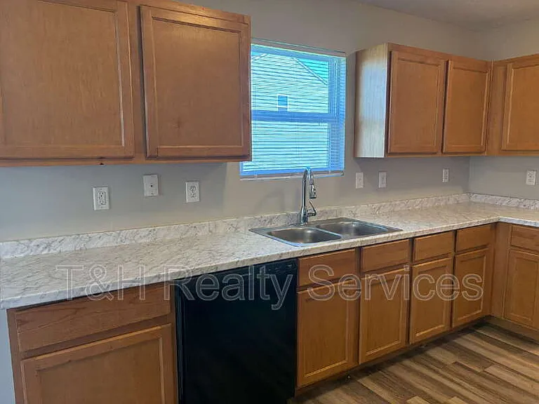 7952 Amadeus Dr — Photo 11