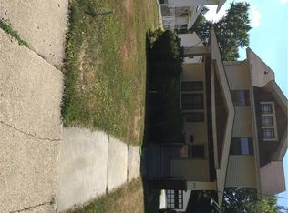 240 Prospect St, Berea, OH