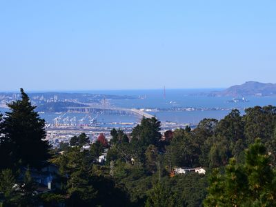 6822 Exeter Dr, Oakland, CA, 94611