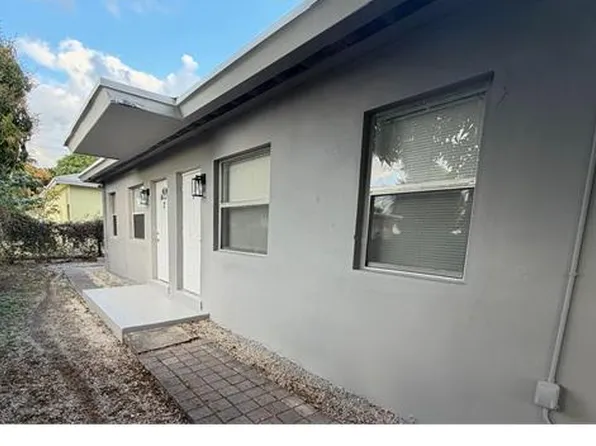 1115 21st St Unit 2, West Palm Beach, FL 33407