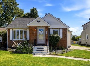 121 Vegola Ave, Cheektowaga, NY 14225