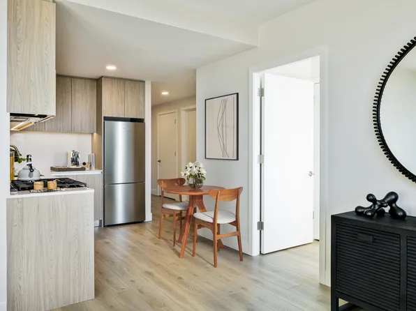 54 Crown Street image 8 of 35