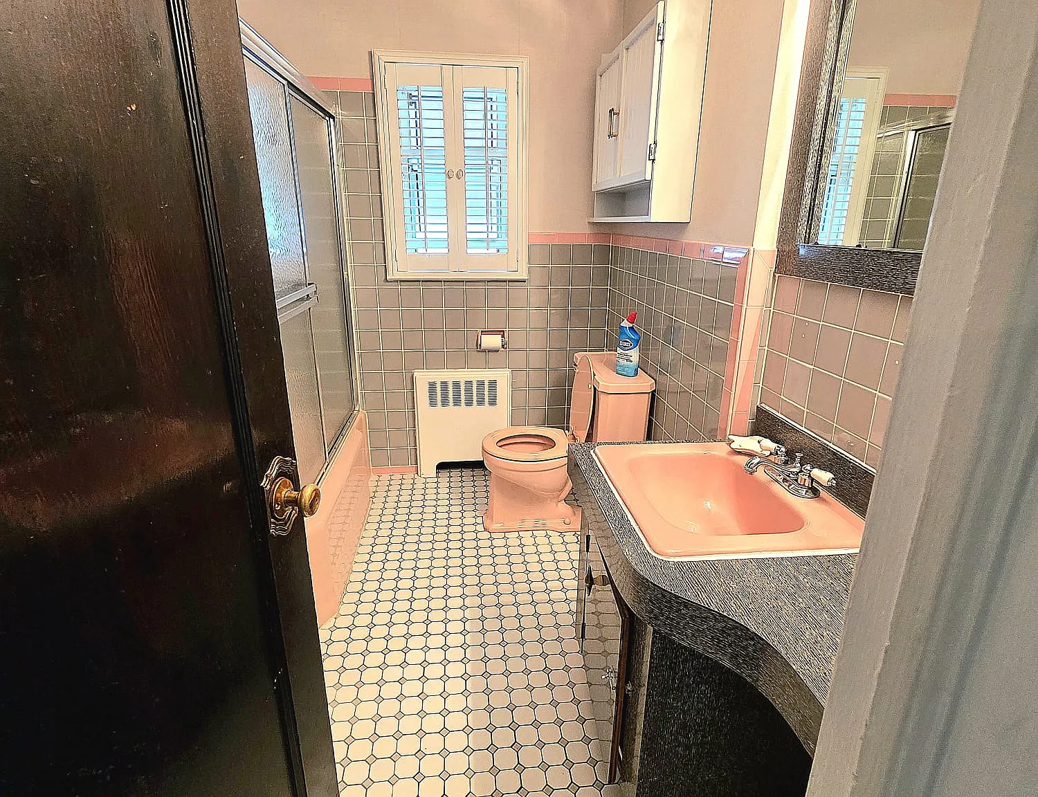 3 bed, 952 sqft, $4,300 — Photo 3