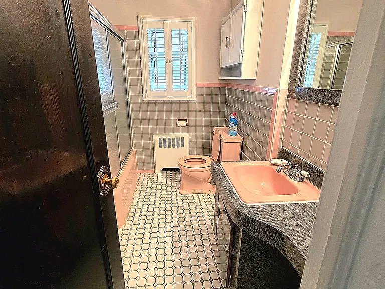 35 Julian St — Photo 3