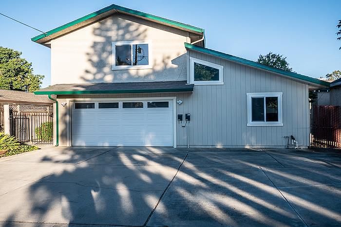 1st image of 228 Morse Ave