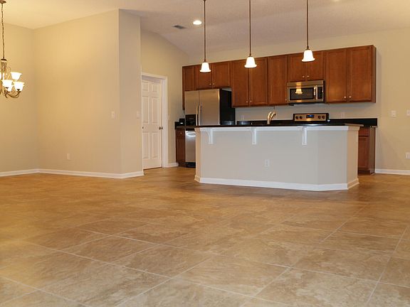 3rd image of 105 Quail Creek Cir
