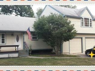 37 Rockefeller St, Randolph, MA 02368