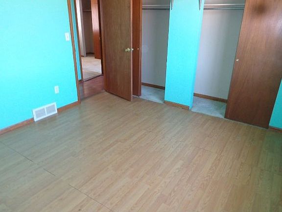 3rd image of 10 E Ilex Ct
