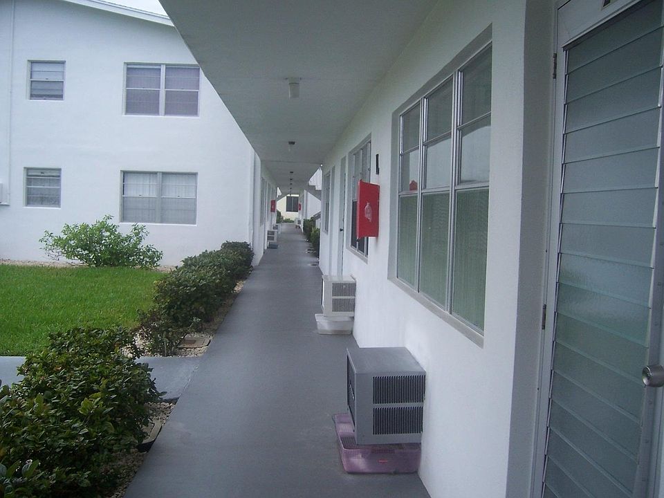 1st image of 280 Windsor M