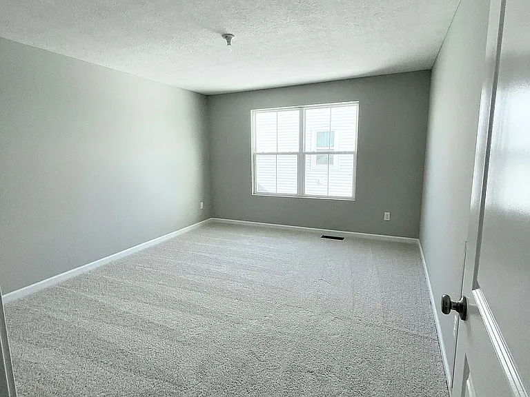 9083 Hawk Hill Way — Photo 30