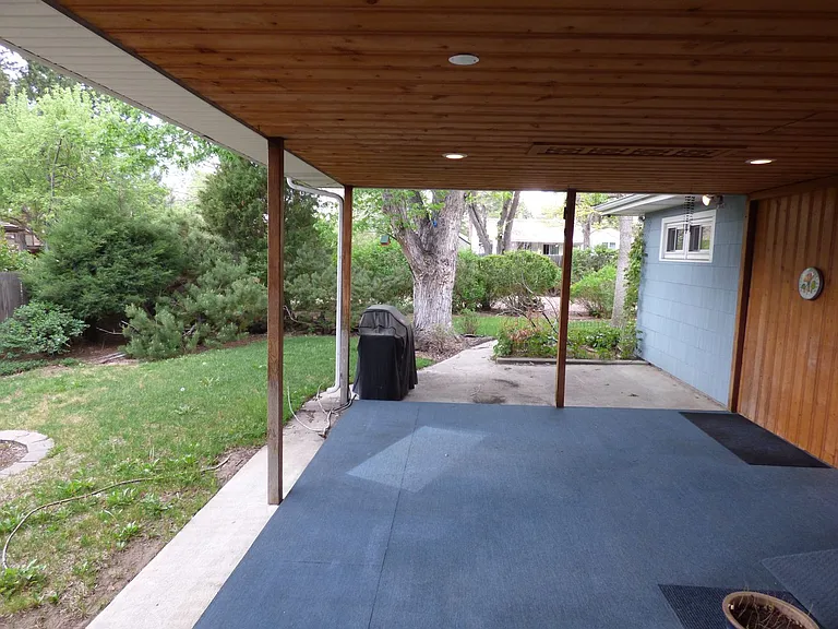 255 Ammons St — Photo 3