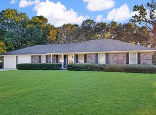 190 Planters Dr, Sumter, SC 29154