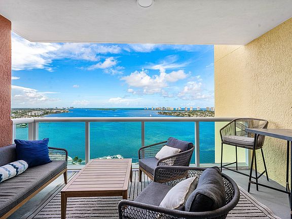 2nd image of 2650 Lake Shore Dr Unit 2102