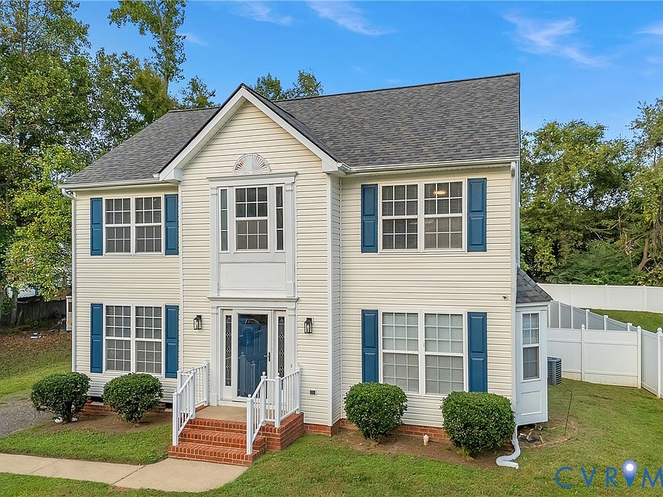 1st image of 725 Hallwood Farms Dr