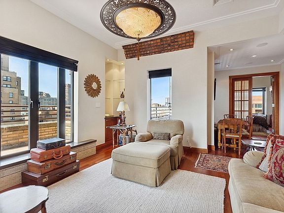 2nd image of 253 W 73rd St APT 15B