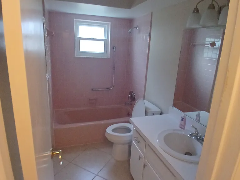 5002 Belleville Ave — Photo 12