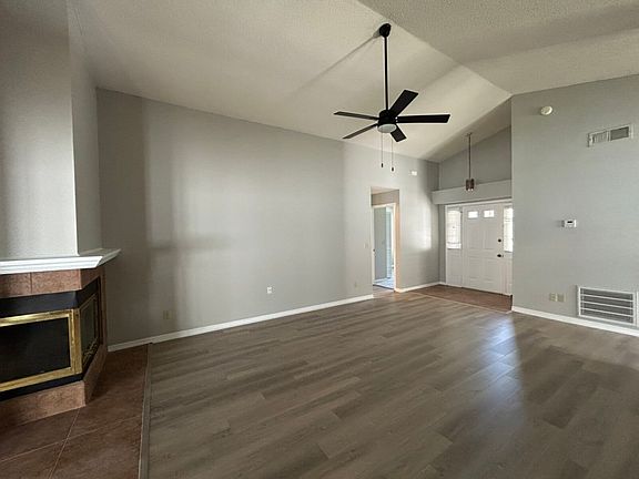 4th image of 1879 Meadowgold Ln