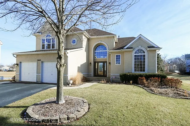3063 N Forrest Hills Ct photo 1