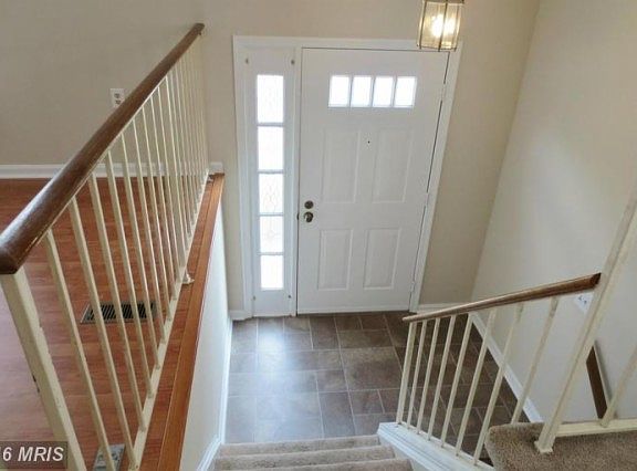 3rd image of 10183 Jamaica Ln