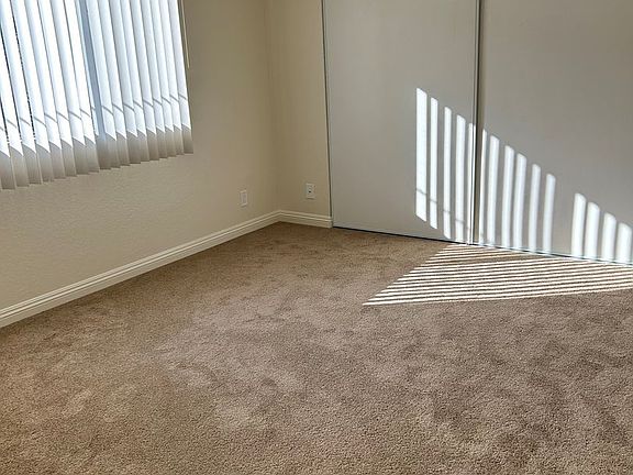 5th image of 700 S Lake St APT 204