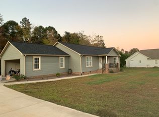 6489 Fly A Way Dr, Denver, NC 28037