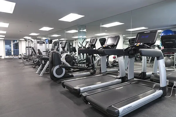 Rented by Kahen Properties | media 20