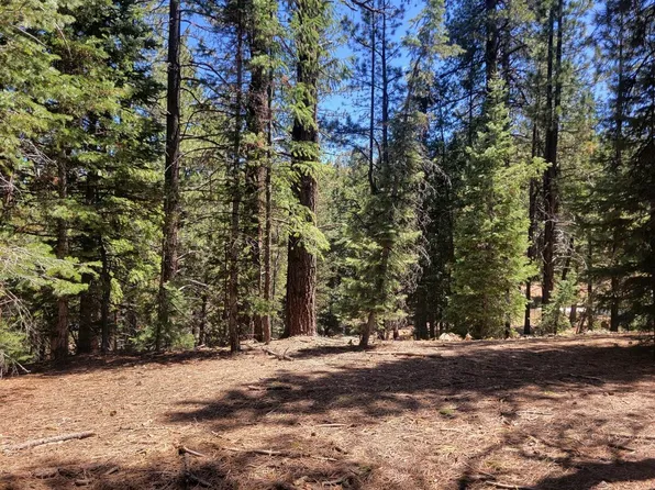 20 N Pinetree Trl, Duck Creek Village, UT 84762