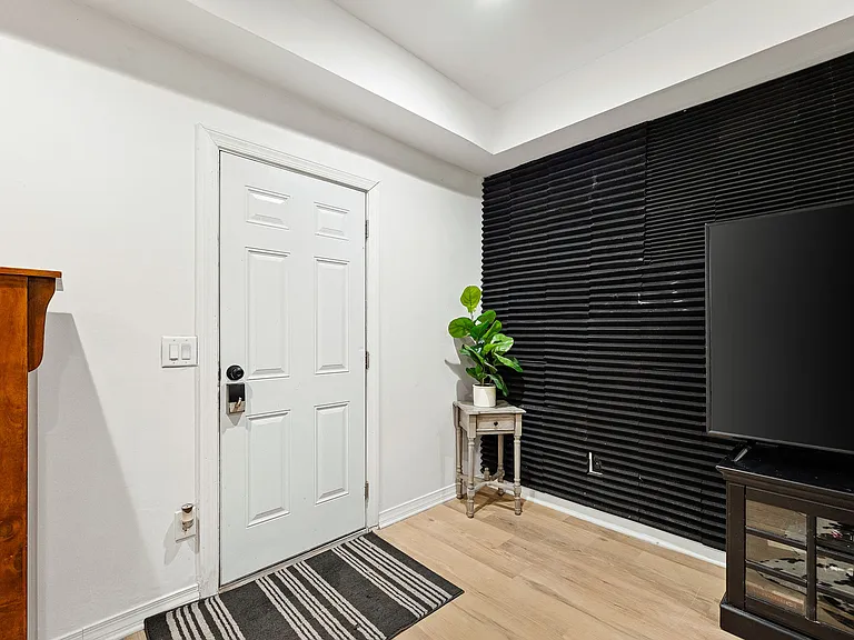 3206 Arbor Rdg — Photo 26