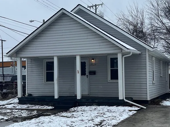 23029 Stauber Ave, Hazel Park, MI 48030