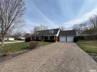 1201 Fundy Rd, Quincy, IL 62301