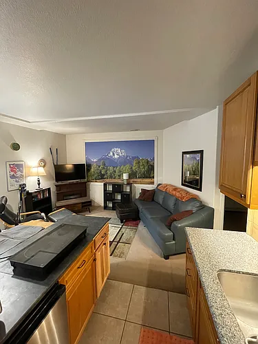 4000B Silverheels Dr #B Photo 1