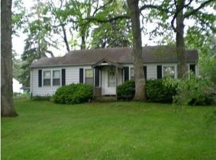 36624 N Wildwood Dr, Lake Villa, IL 60046