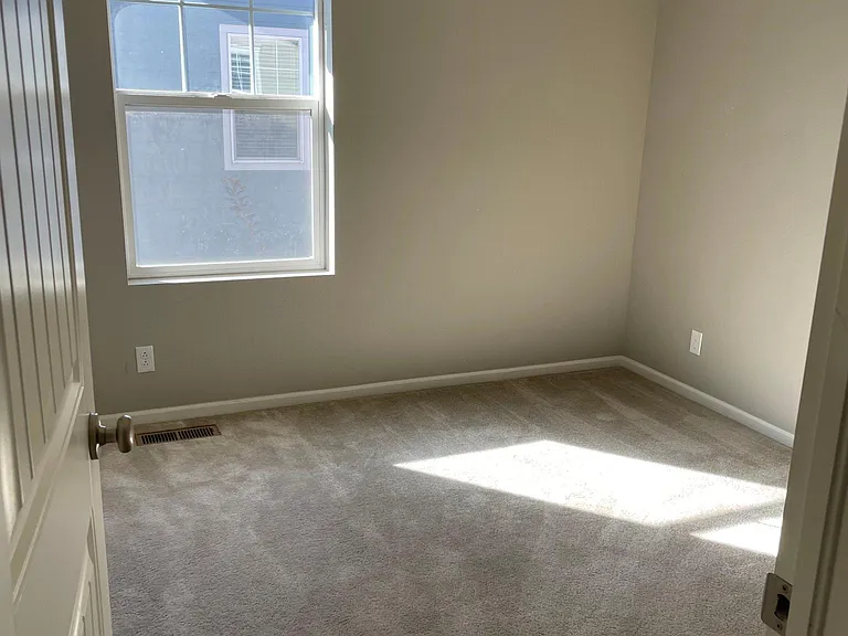 8097 E 53rd Dr — Photo 3