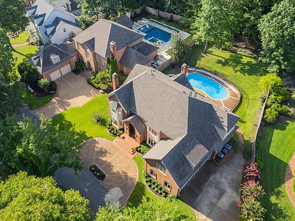 4th image of 6571 Oak Estates Dr