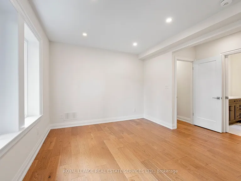 509 Christie St — Photo 17