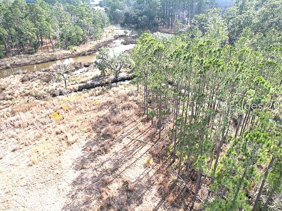 4th image of 517 Bridle Path Blvd