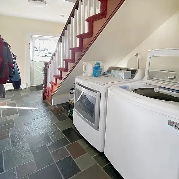 45 Elm St #45 — Photo 7
