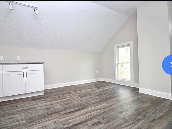 5th image of 2100 Barber Ave #2