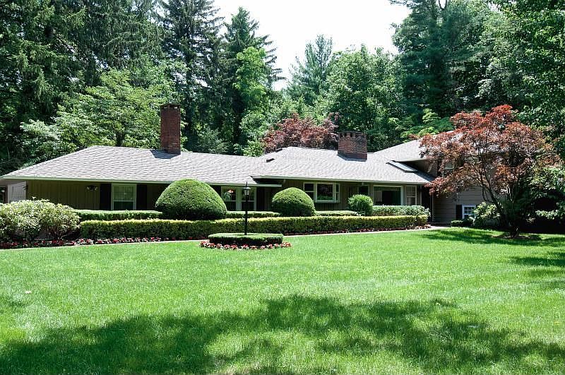 2 Forte Dr, Old Westbury, NY 11568 Zillow