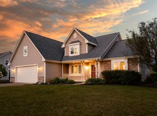 1946 Shasta Ave, Grafton, WI 53024