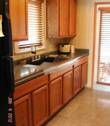 4th image of 2808 Oakwood Dr