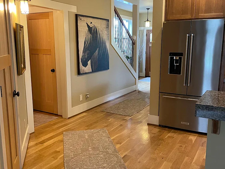 837 Yosemite Dr — Photo 11